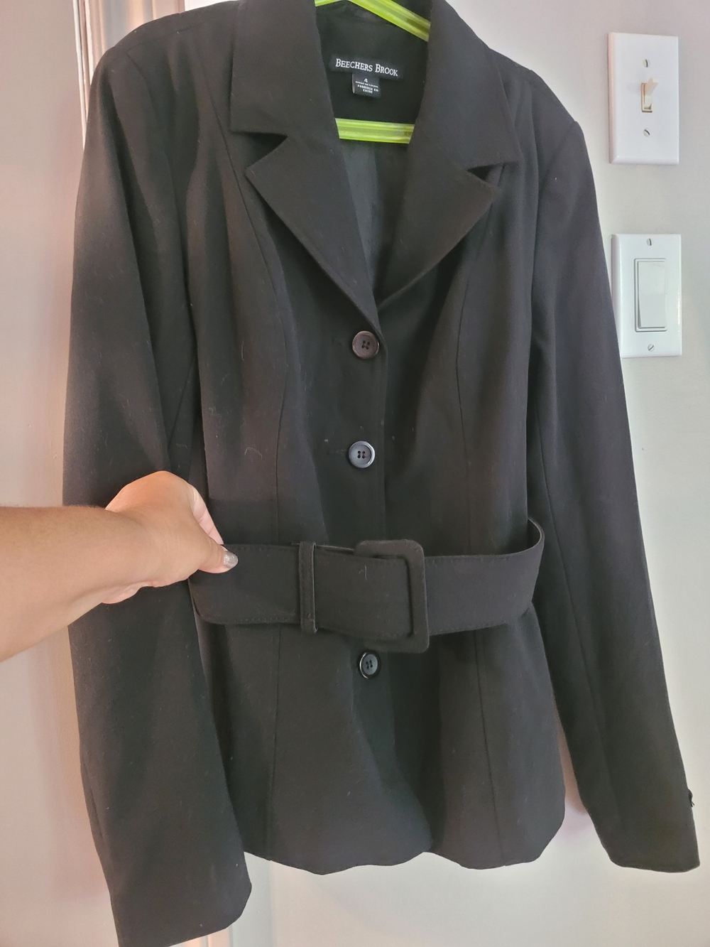 Beeches Brook Black Belted Women's Blazer